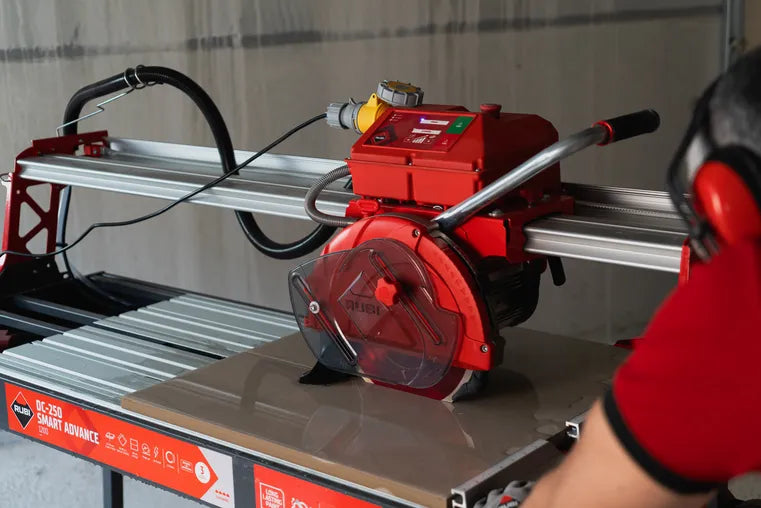 Rubi - Segatrice automatica con motore scorrevole DC-250 SMART ADVANCE